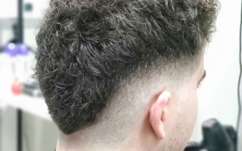 Detalle corte de pelo detras