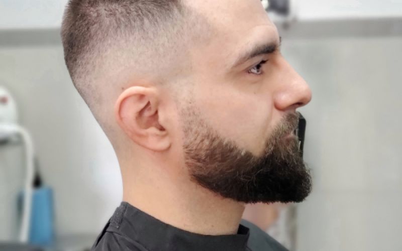 Corte de pelo y arreglo de barba