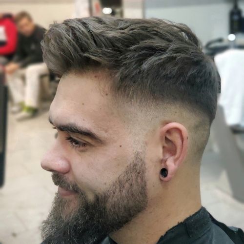 Corte de pelo y arreglo en barba laga